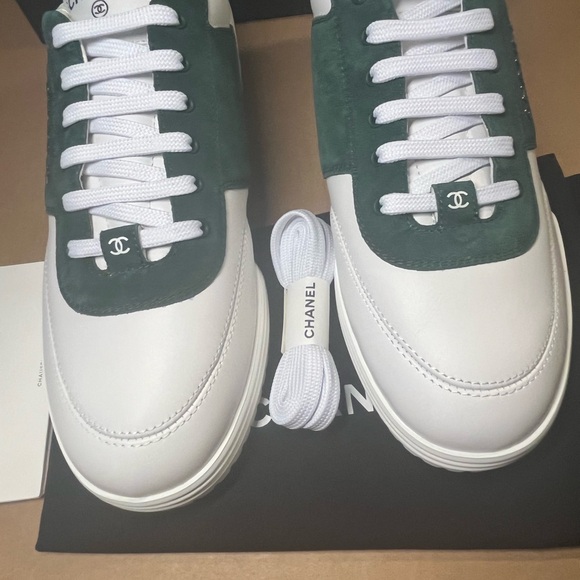 Authentic Chanel Calfskin Suede Coco Mark Logo Women’s sneakers size 40 - Picture 8 of 15